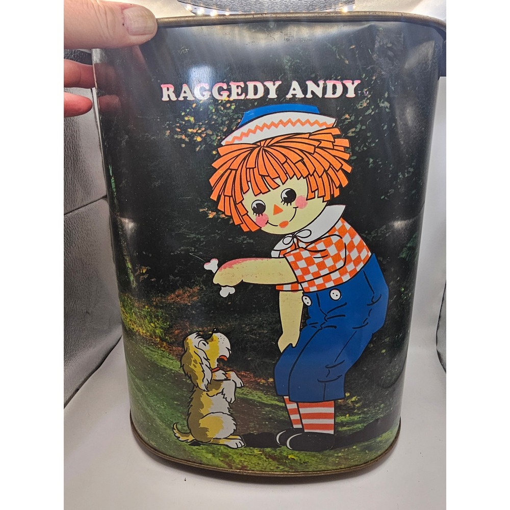 Vintage Raggedy Ann Andy Cheinco Metal Trash Can 1973 & Large 35in Plush Doll